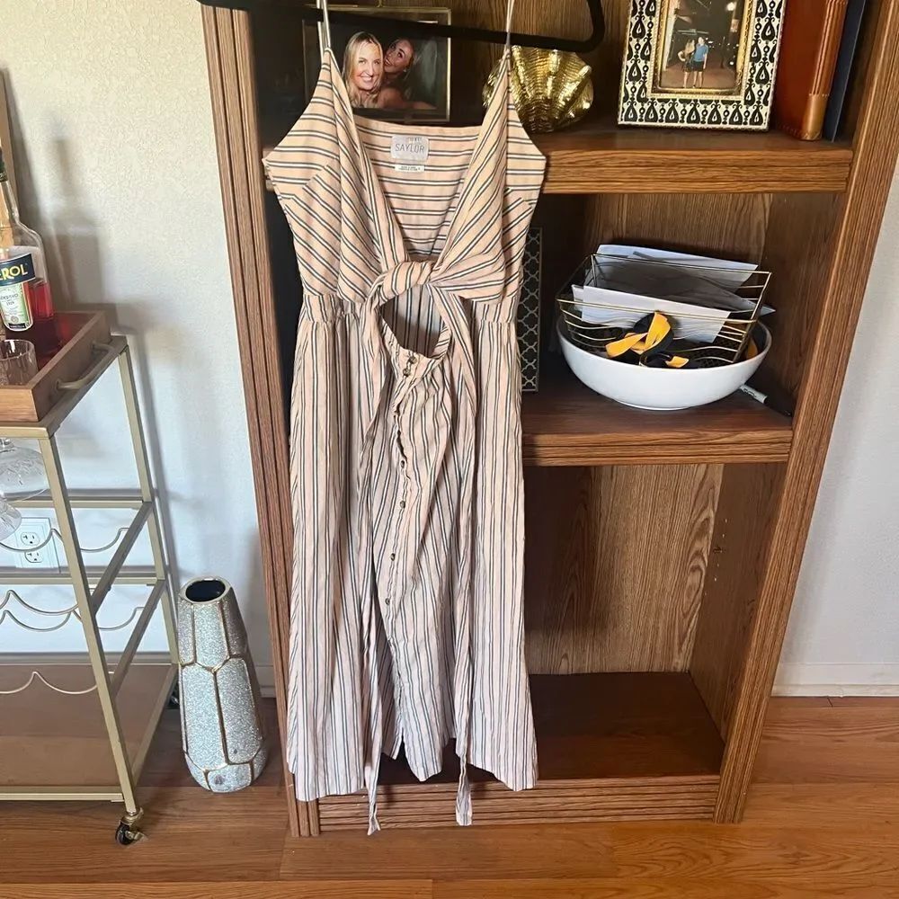 SAYLOR QUINCEY DRESS - Picture 2 of 5